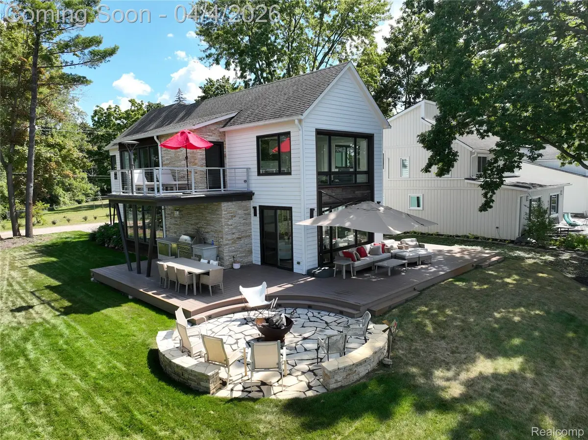 9658 Zukey Drive, Pinckney, MI 48169 - #1