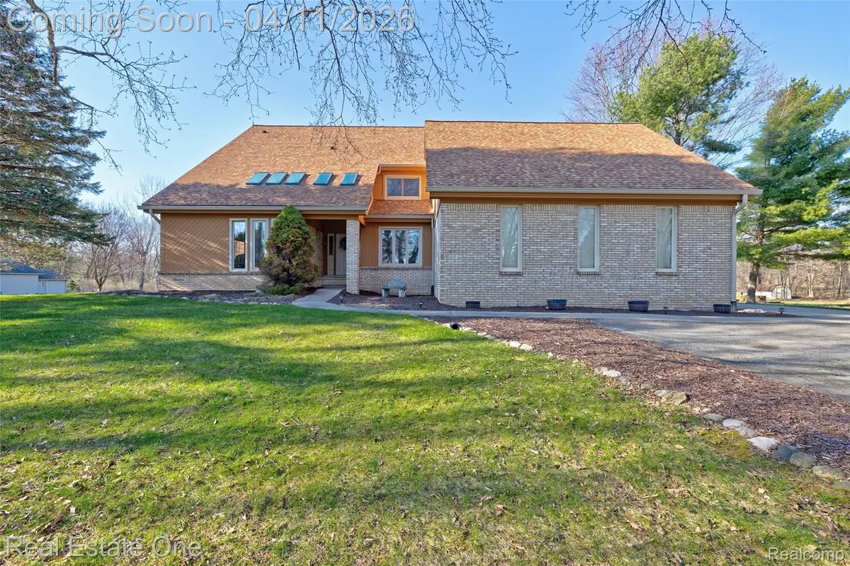 6400 Oak Hill Road, Ortonville, MI 48462 - #1