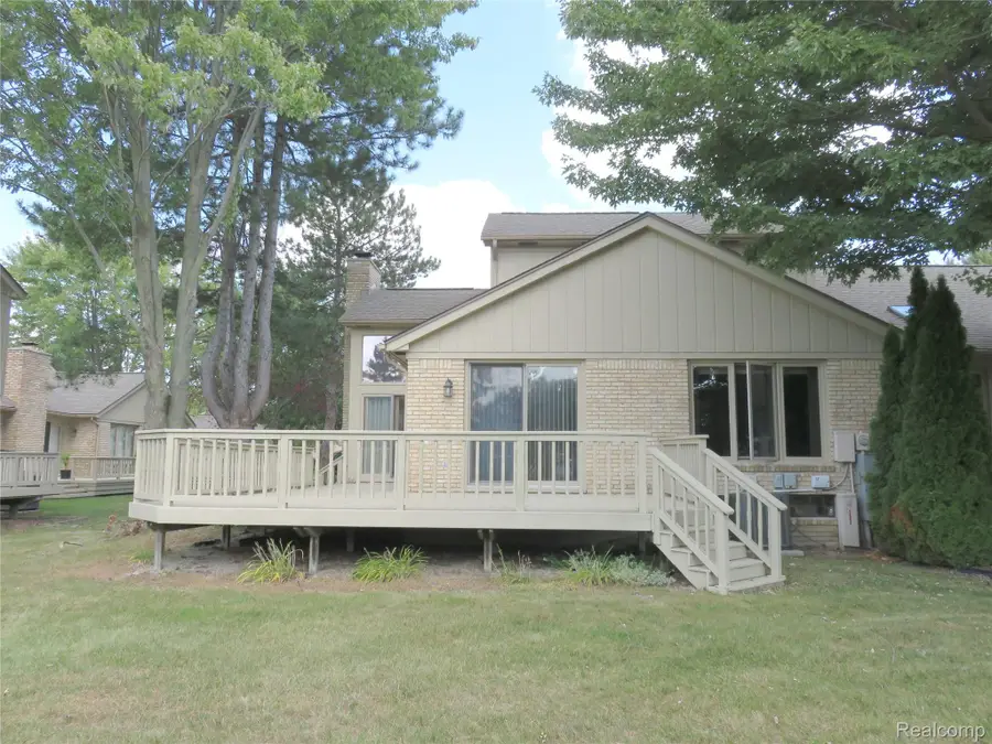 17610 Kirkwood Drive #66, Clinton, MI 48038 - #2