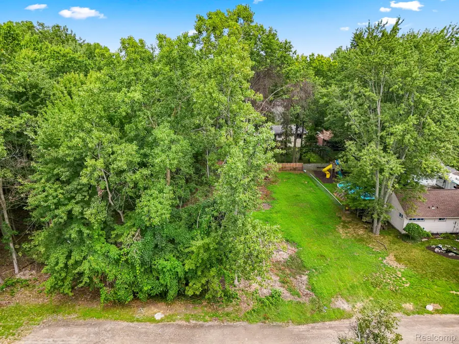 0000 Barrington Street, Westland, MI 48186 - #3