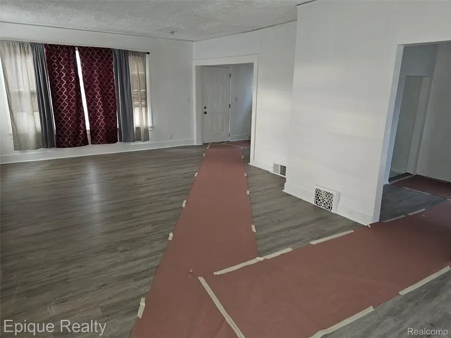 64 Glendale Street, Highland Park, MI 48203 - #3