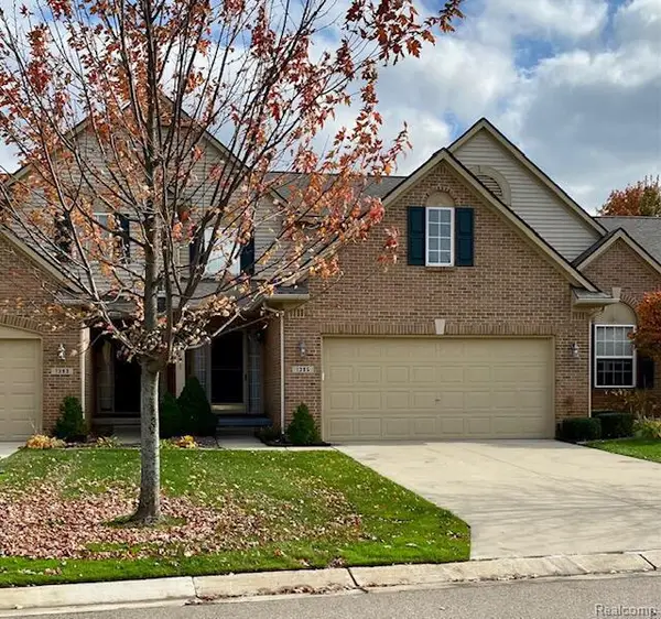 1395 Waverly Drive, WhiteLake, MI 48386