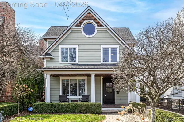 570 Pierce Street, Birmingham, MI 48009