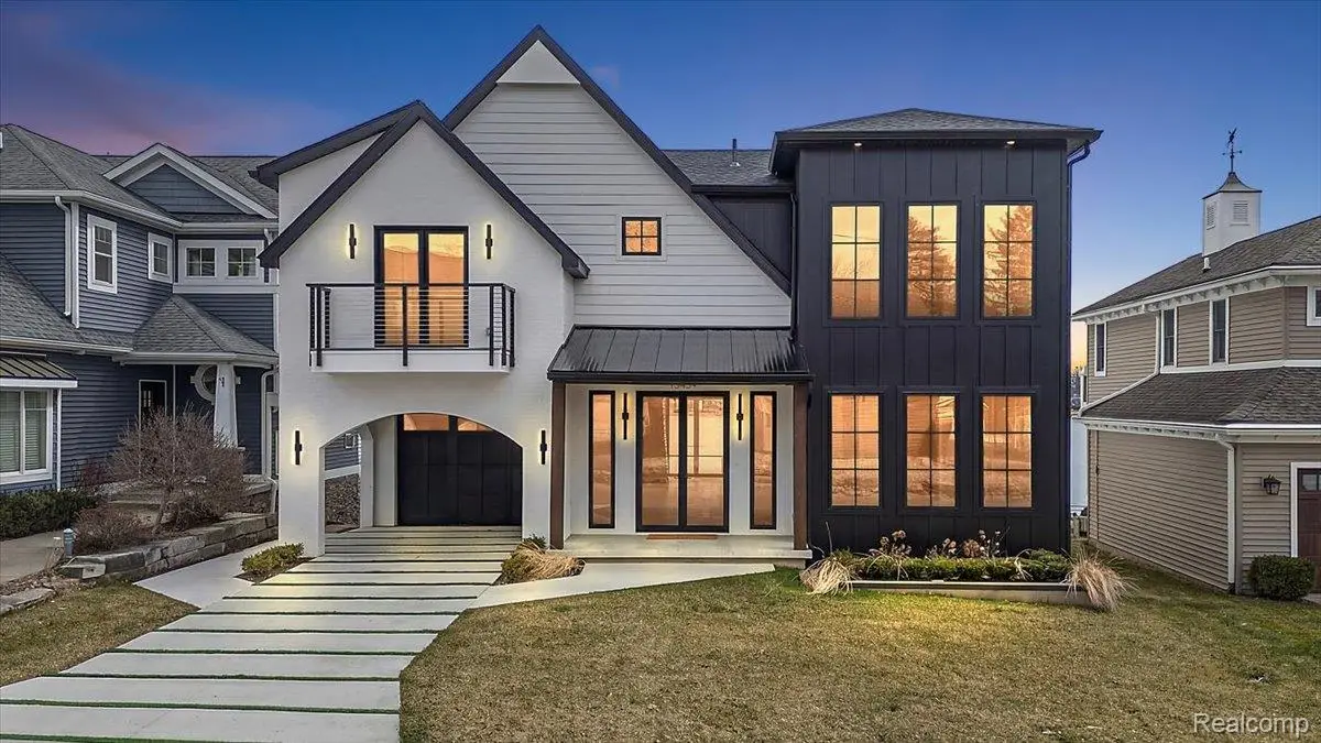 13459 Haddon Street, Fenton, MI 48430 - #1