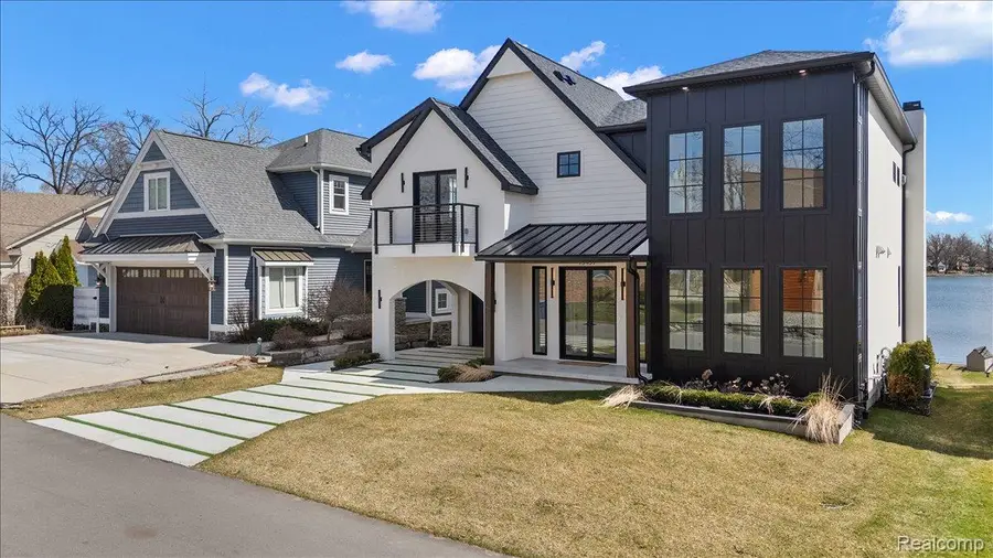 13459 Haddon Street, Fenton, MI 48430 - #3