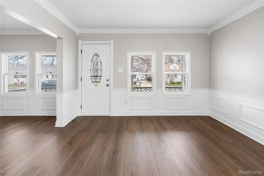 7052 Studebaker Avenue, Warren, MI 48091 - #3