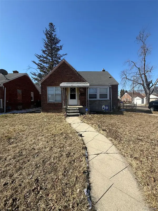 18313 Harlow Street, Detroit, MI 48235