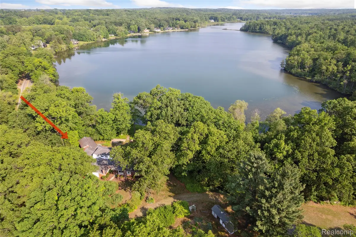4300 W Bacon Road, Hillsdale, MI 49242 - #1