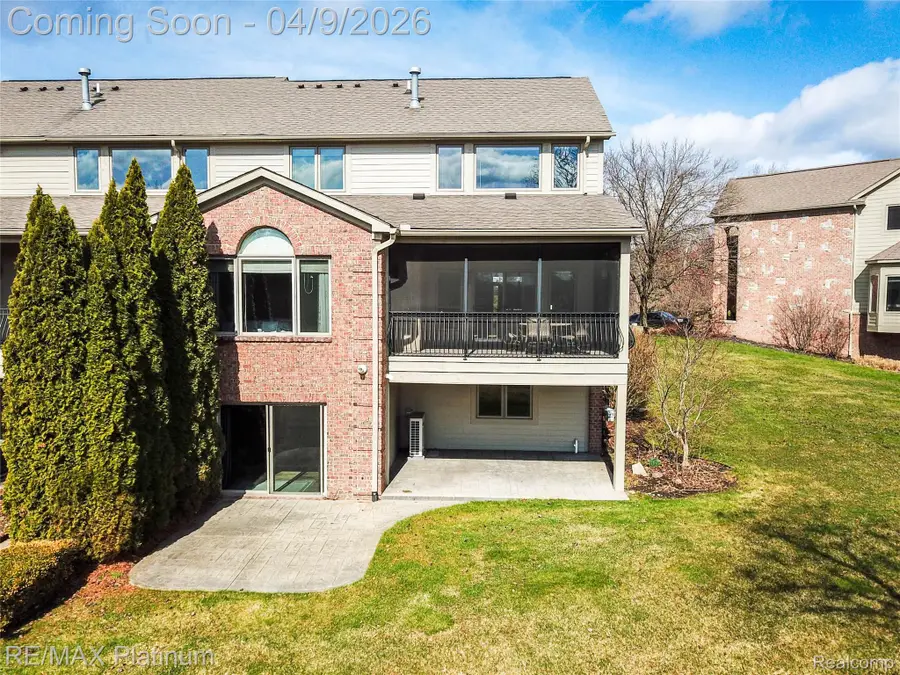 9092 Lake Dominion Drive, Brighton, MI 48114 - #3