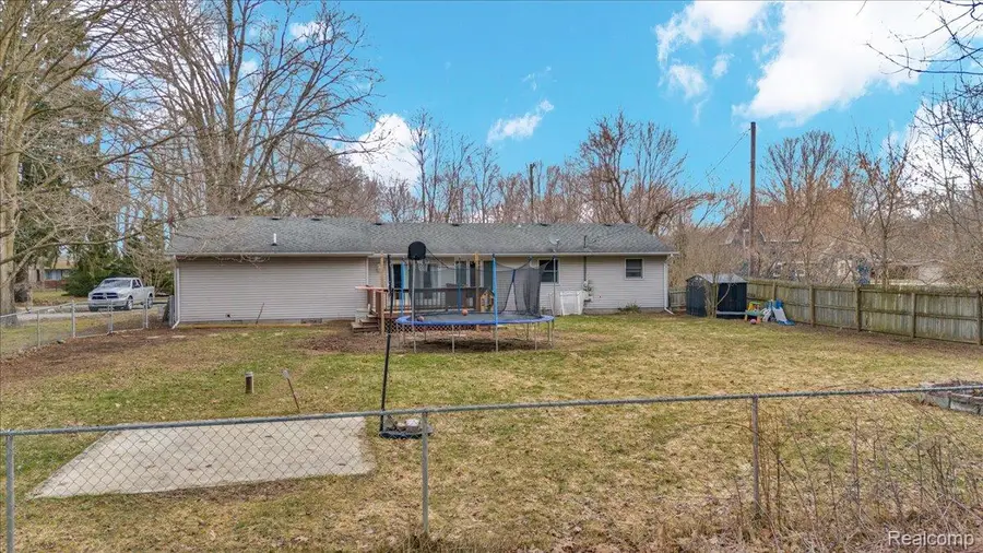 6865 Abbottsford Road, Ruby, MI 48049 - #2