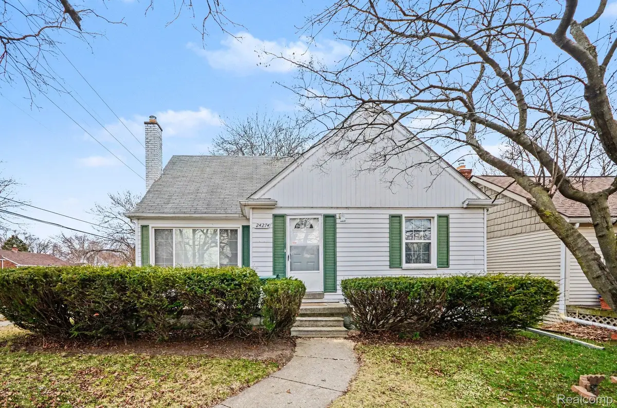 24274 Shakespeare Avenue, Eastpointe, MI 48021 - #1