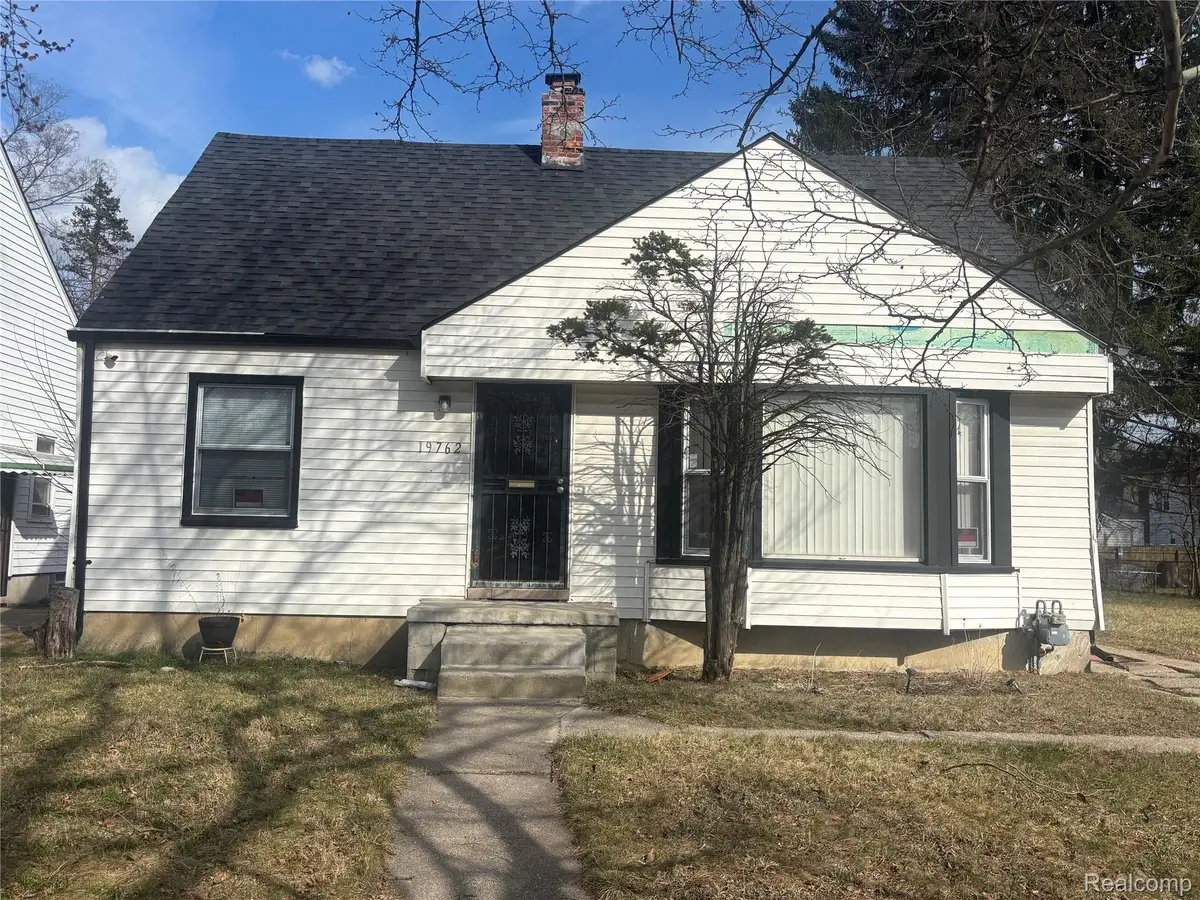 19762 Avon Avenue, Detroit, MI 48219 - #1