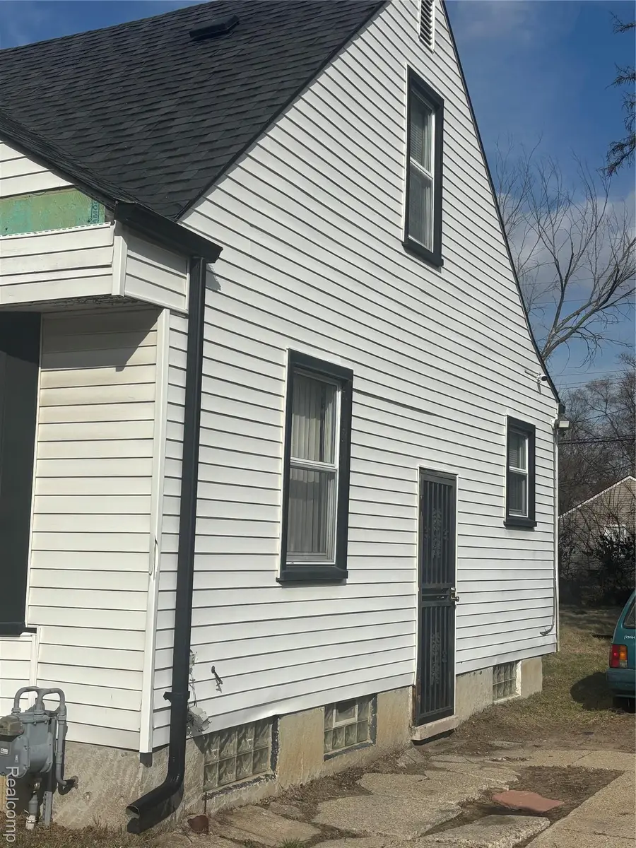 19762 Avon Avenue, Detroit, MI 48219 - #3