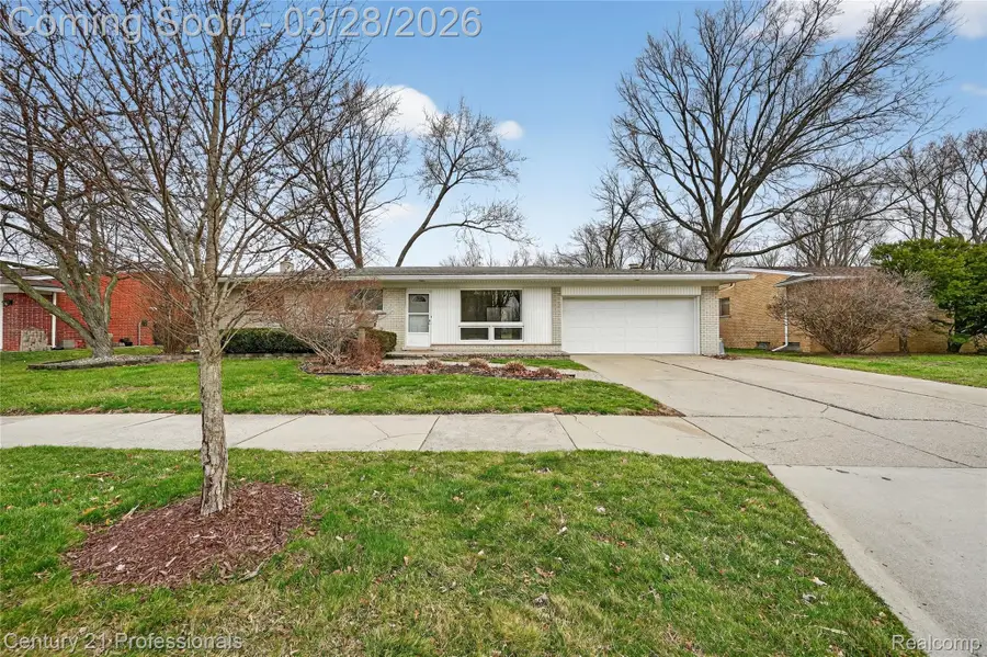 36040 Ladywood Street, Livonia, MI 48154 - #3