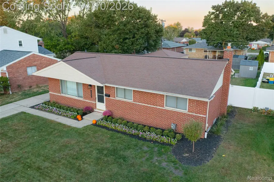 15036 Nola Street, Livonia, MI 48154 - #2