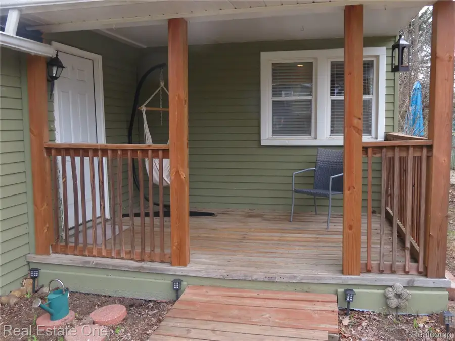 1648 Lombardy, Highland, MI 48356 - #2