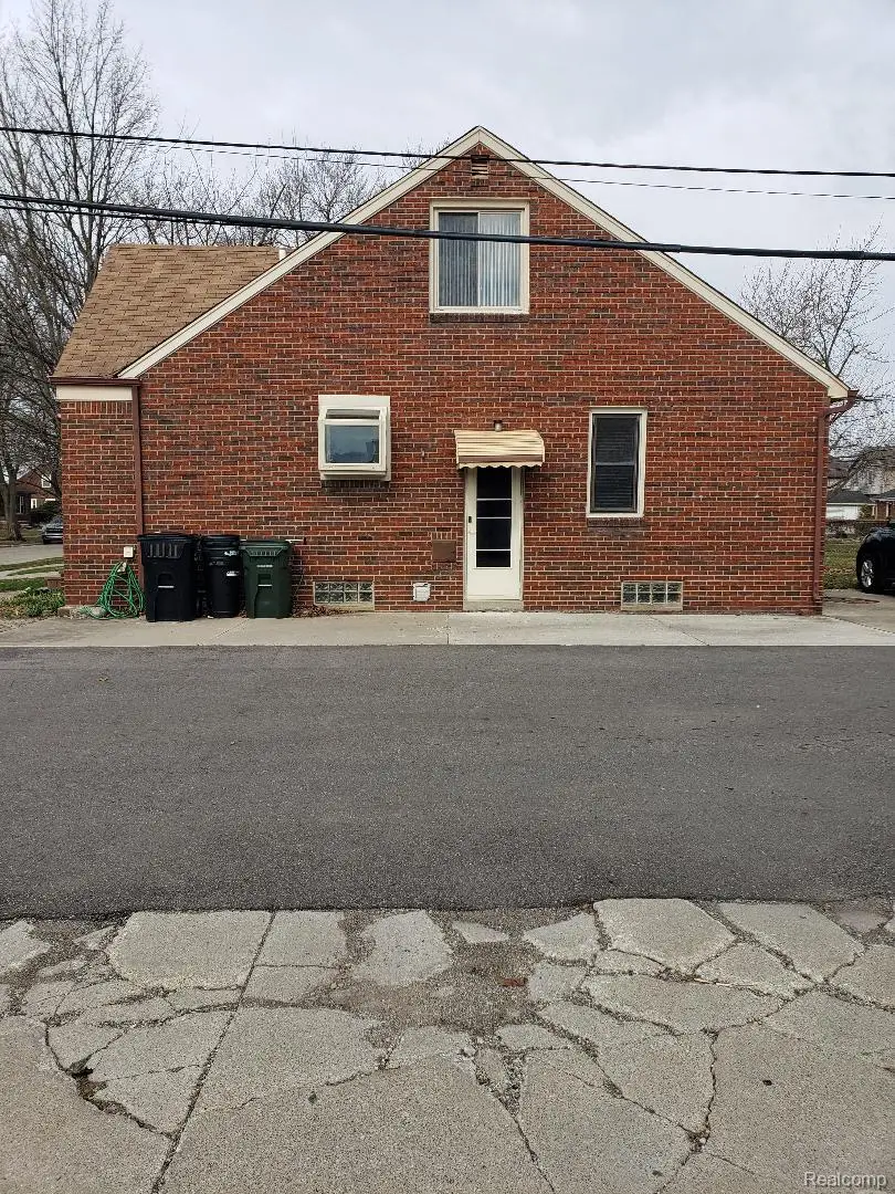 15528 Regina Avenue, Allen Park, MI 48101 - #2