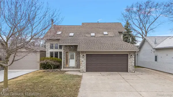 38033 Cherry Lane, HarrisonTownship, MI 48045