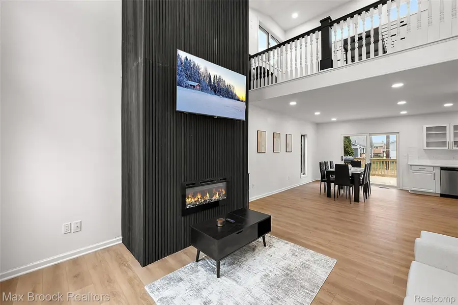 38033 Cherry Lane, Harrison Township, MI 48045 - #3