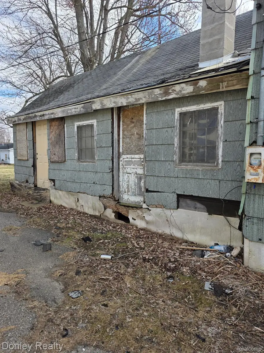 9620 Main Street, Clifford, MI 48727 - #3