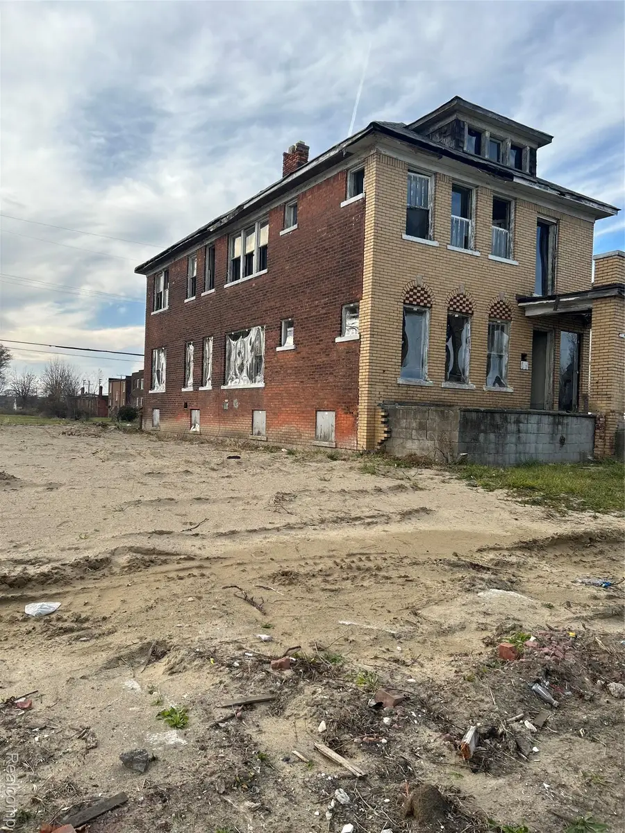 9821 Mcquade Street, Detroit, MI 48206 - #2