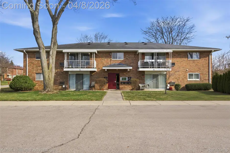 15118 Fairfield Street, Livonia, MI 48154 - #2