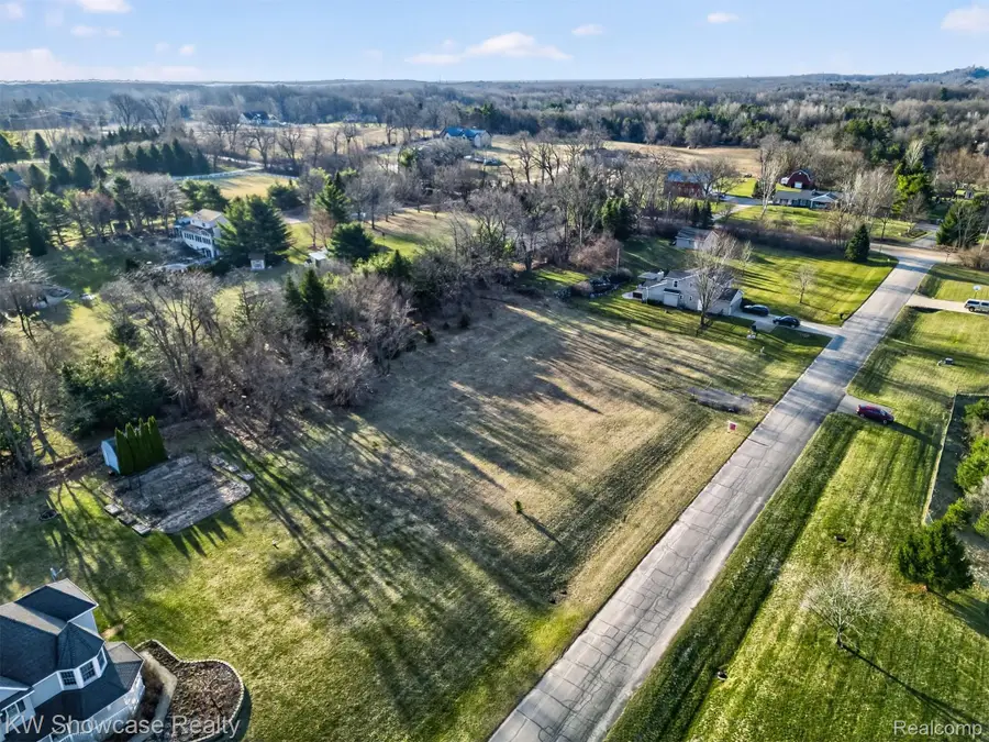 4640 Melanie Lane, White Lake, MI 48383 - #2