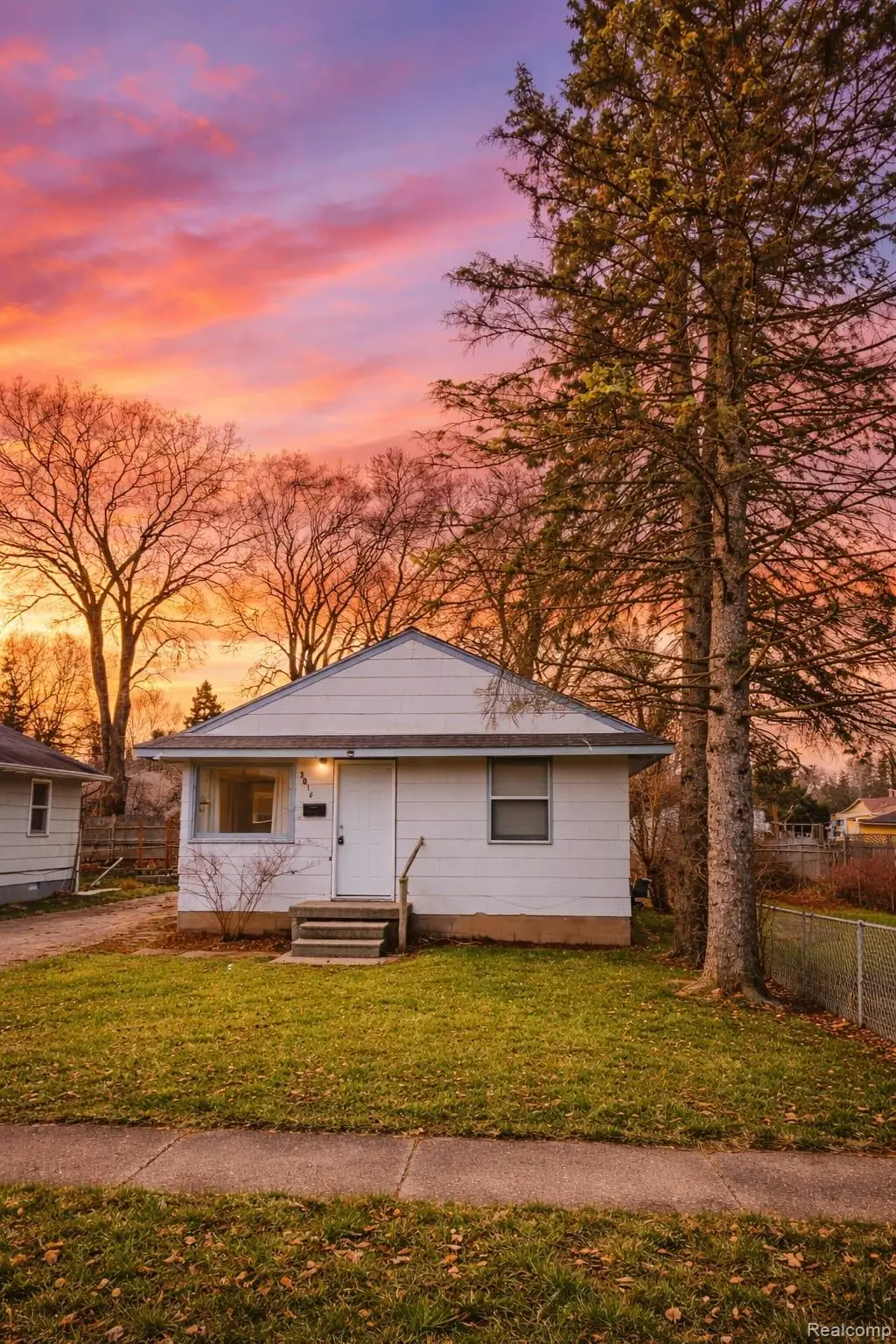 3016 Oklahoma Avenue, Flint, MI 48506 - #1