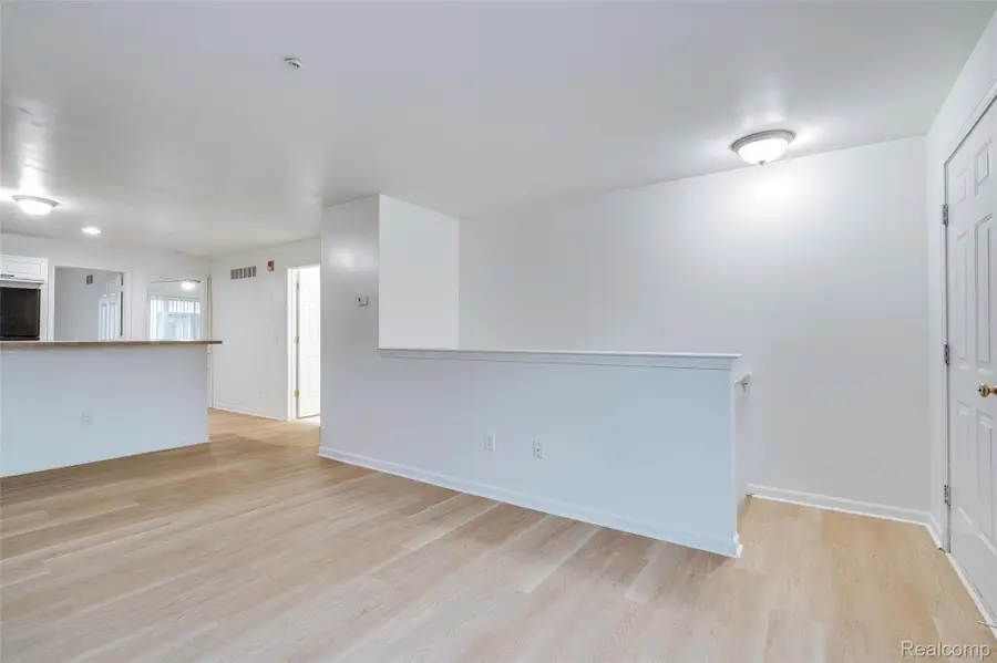 1152 Faulkner, Troy, MI 48083 - #2