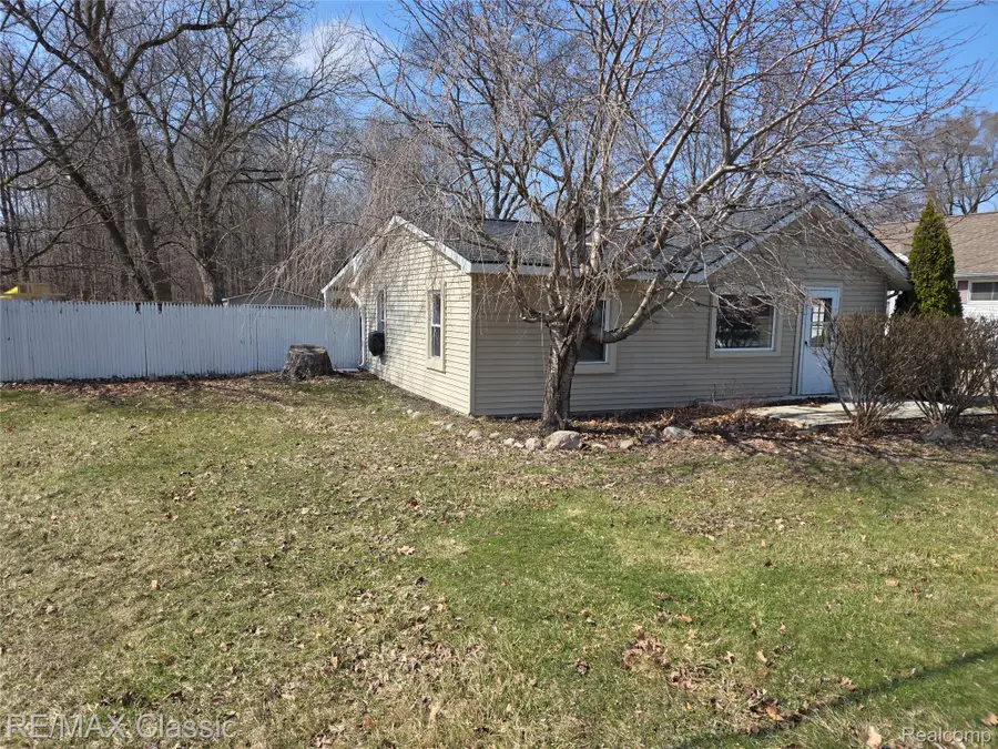 3259 N State Road, Davison, MI 48423 - #2