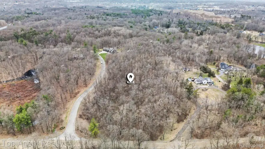 1511 Barrwood Trail, Oxford, MI 48371 - #3