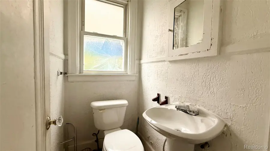 18037 Pennington, Detroit, MI 48221 - #3