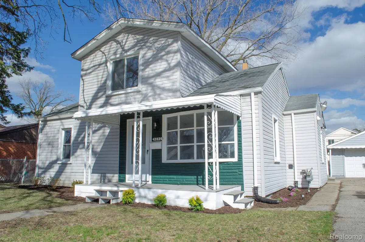 5850 Deering Street, Garden City, MI 48135 - #1