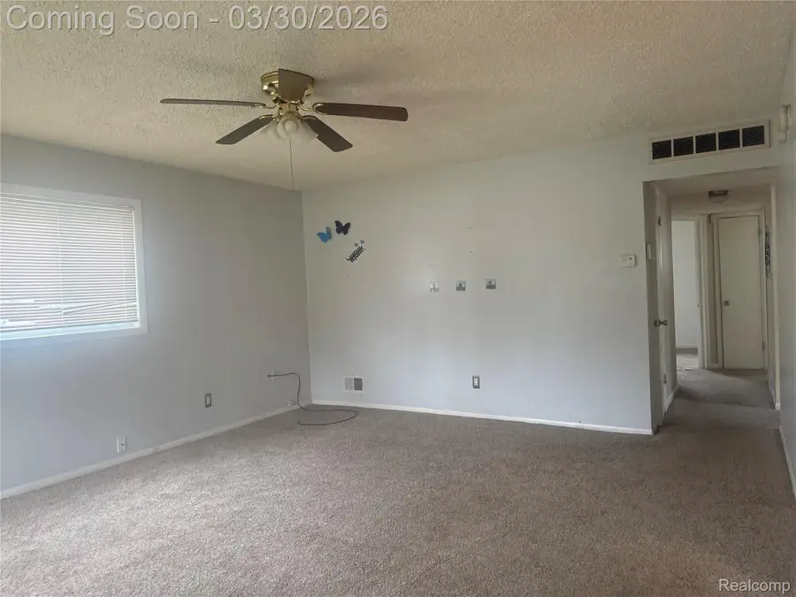 6475 N Highland Street, Dearborn Heights, MI 48127 - #2