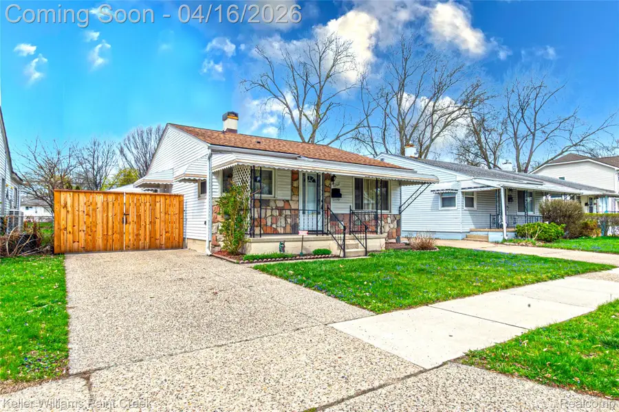 22369 Cunningham Avenue, Warren, MI 48091 - #2