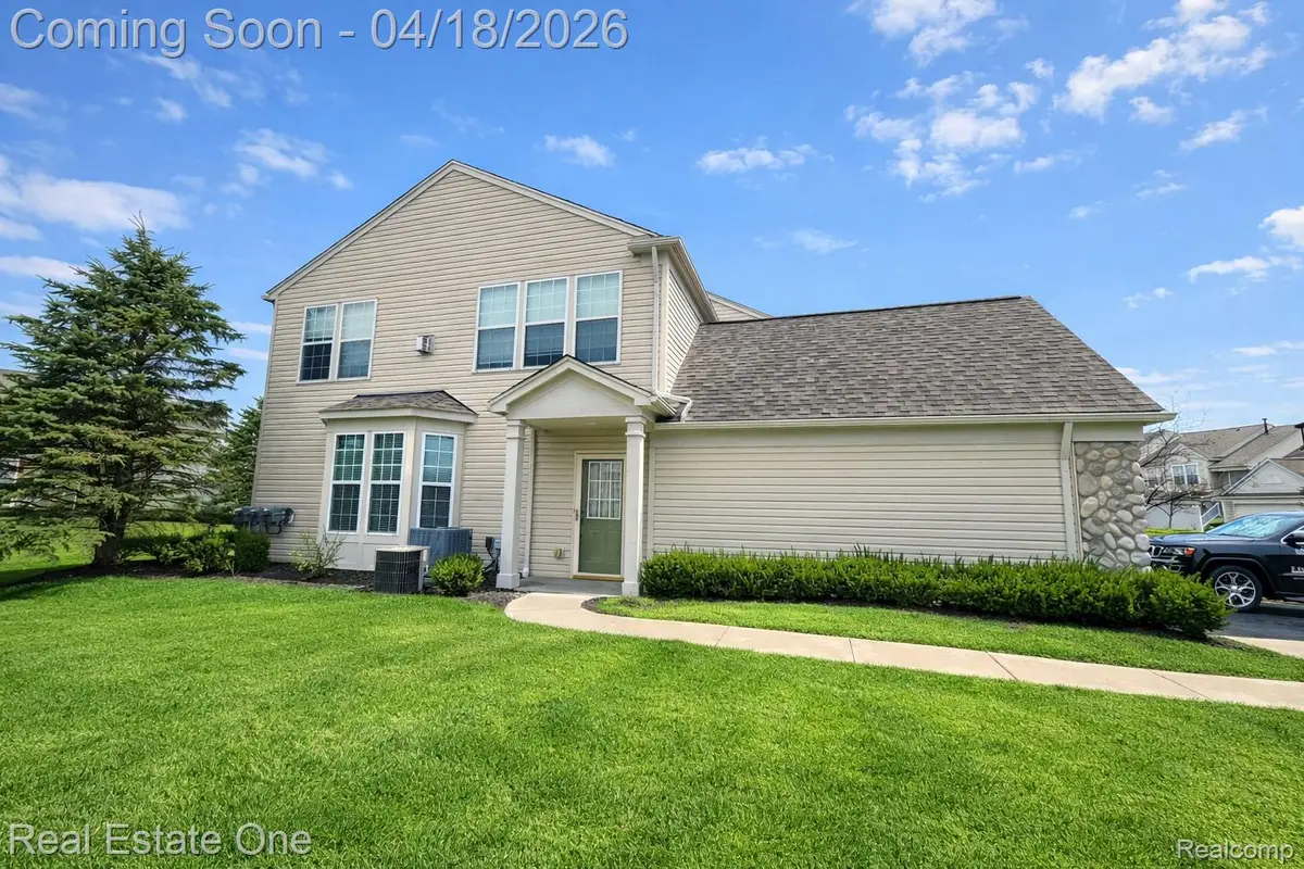 515 Dockside Circle #28, Holly, MI 48442 - #1
