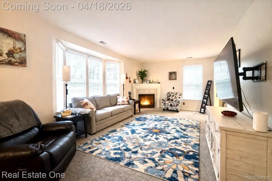 515 Dockside Circle #28, Holly, MI 48442 - #2