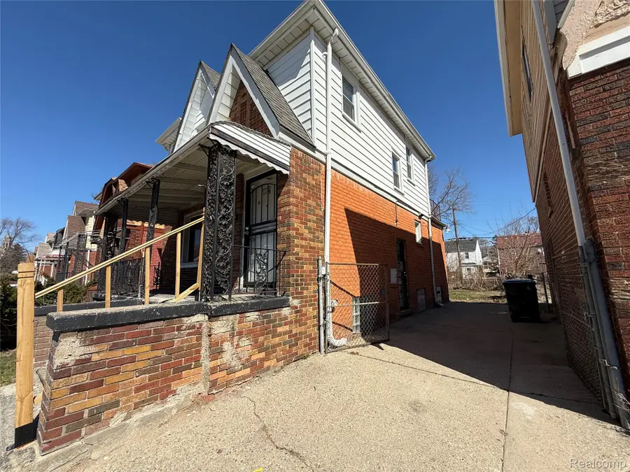 16206 Snowden Street, Detroit, MI 48235 - #3