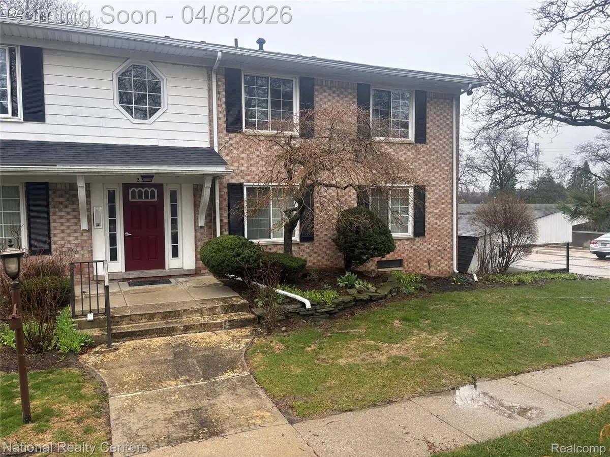 237 E Square Lake Road #8, Bloomfield, MI 48302 - #1
