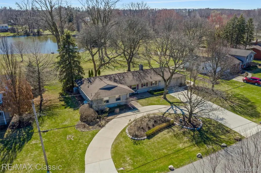 22810 Ennishore, Novi, MI 48375 - #2