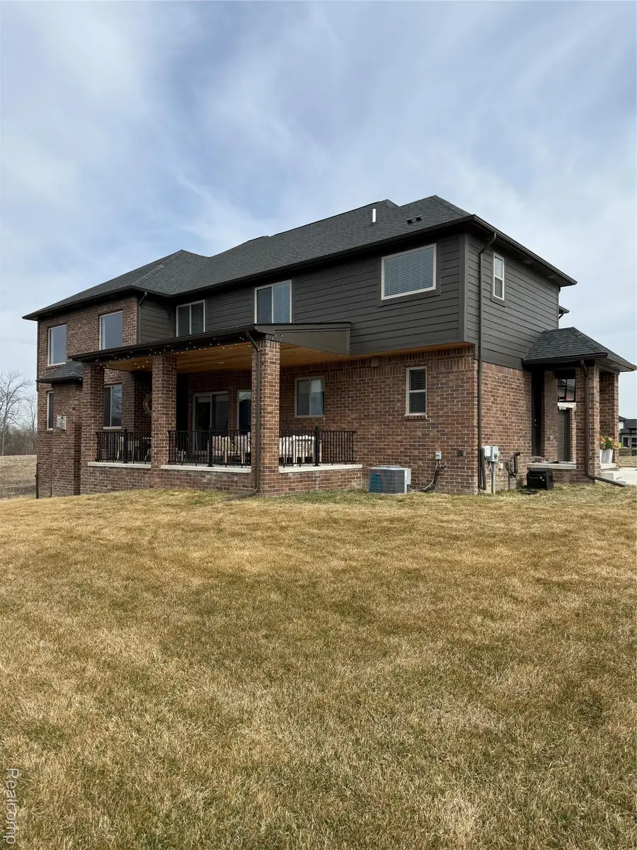 15870 Via Manzoni, Macomb, MI 48042 - #2