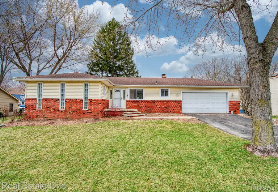 10846 Colony Road, Pinckney, MI 48169 - #3