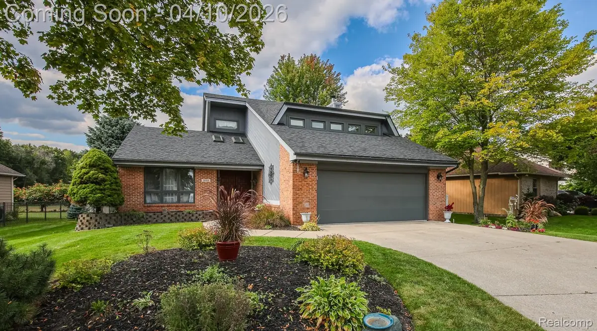 3151 Loon Lake Shores Road, Waterford, MI 48329 - #1