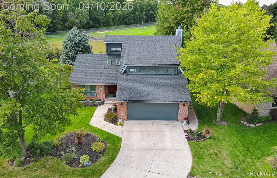 3151 Loon Lake Shores Road, Waterford, MI 48329 - #2