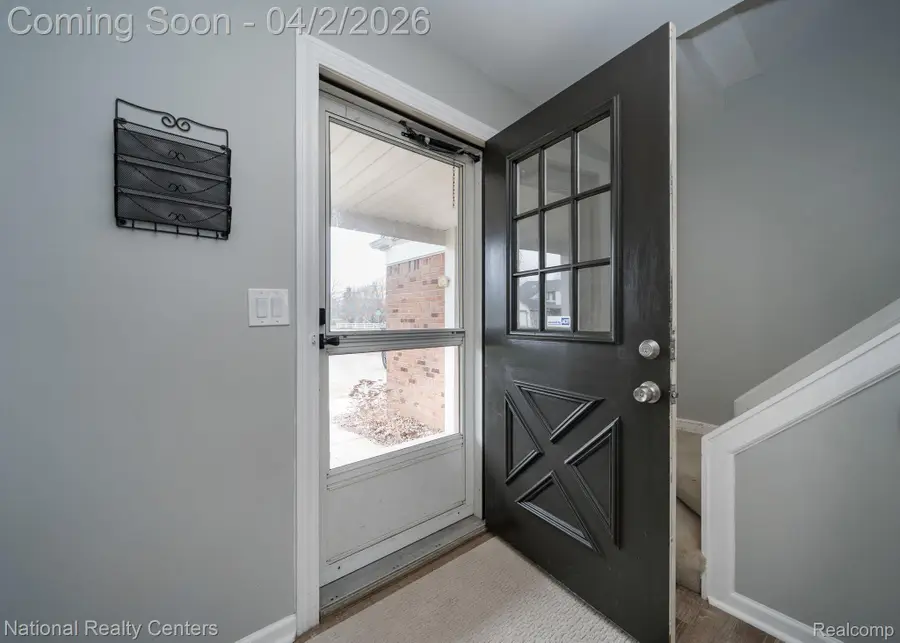 2720 Leewood Circle, Lake Orion, MI 48360 - #3