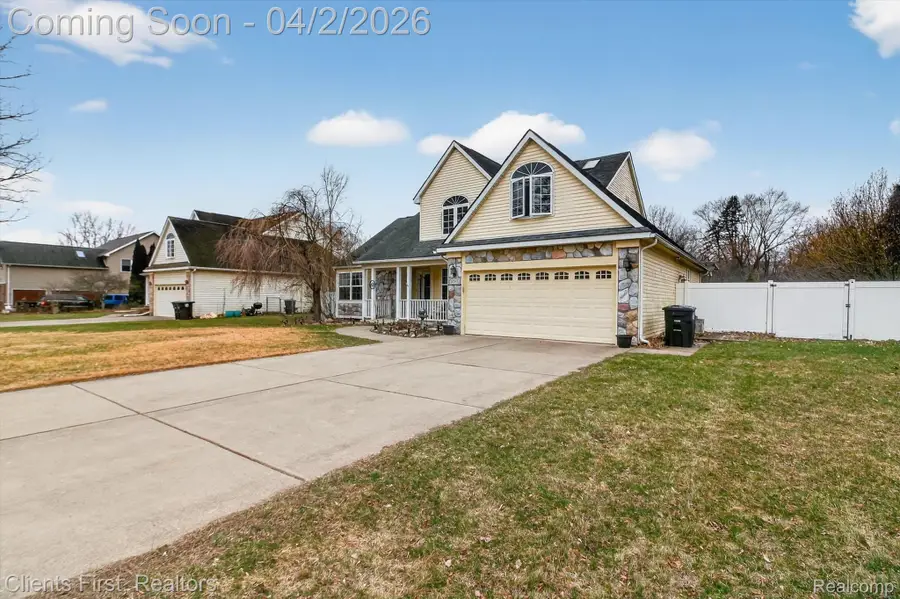 20369 Oporto Avenue, Livonia, MI 48152 - #3