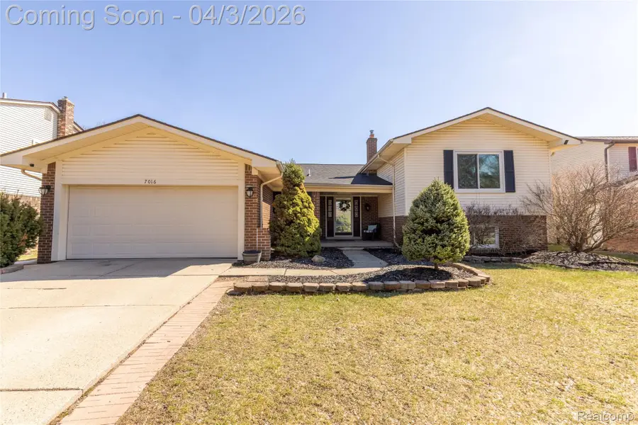 7016 Longwood Road, Canton, MI 48187 - #2