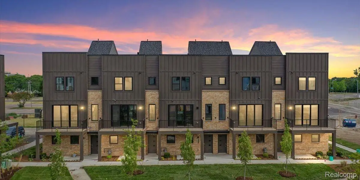 1058 Hampton Circle #74, Detroit, MI 48207 - #1