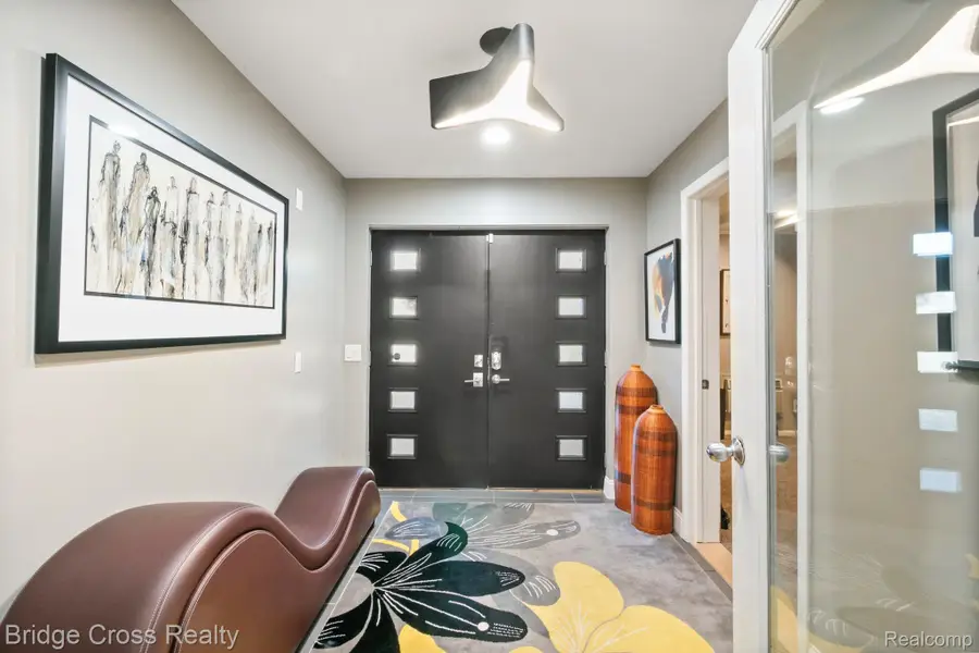 24459 Bloomington Court, Franklin, MI 48025 - #2