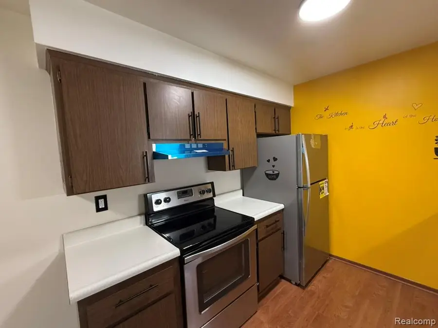 19585 Masonic Boulevard #21, Roseville, MI 48066 - #3